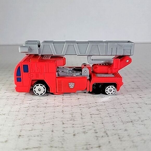 Transformers RID Optimus Prime Fire truck Complete w/ J HOOK CARD & Instructions - Picture 2 of 10